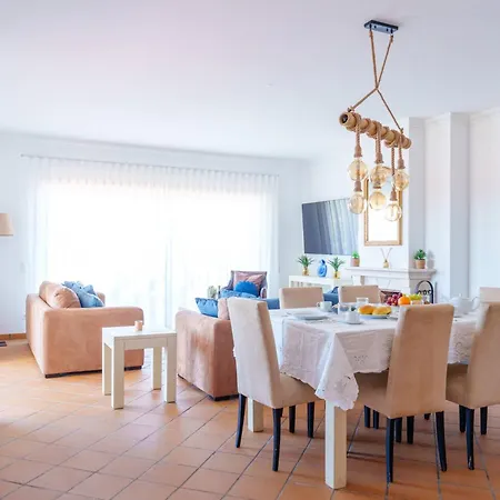 Apartman T3 Del Rey, Piscina E Vista Mar, Obidos, A7